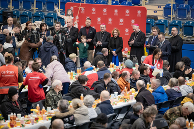 Hala 100-lecia Sopotu. Wielkanocne śniadanie dla potrzebujących....