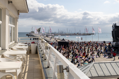Sopot. Dni Kurortu 2025. Nz. Joga na molo. 31.05.2025...