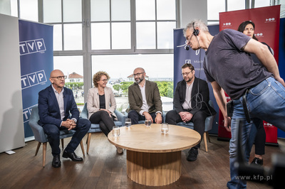 Sopot. Państwowa Galeria Sztuki. Konferencja prasowa...