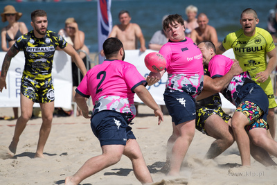 Sopot, plaża. Turniej rugby na plaży XXX Memoriał...