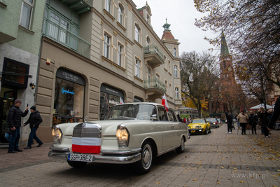 Sopot. Święto Niepodległości. Parada rowerzystów,...
