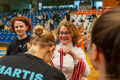 Hala 100-lecia w Sopocie.  Turniej piłki nożnej kobiet...