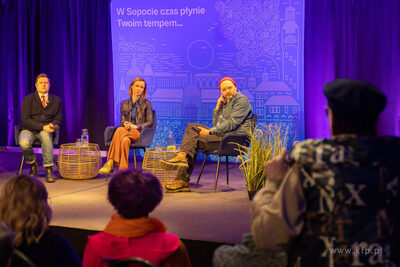 Sopot. Mamuszki 14.  Salon Polityki - Gdzie jest idealne...