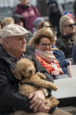 Sopot. Majówka w kurorcie. Skwer kuracyjny/muszla...