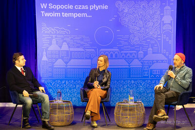 Sopot. Mamuszki 14.  Salon Polityki - Gdzie jest idealne...