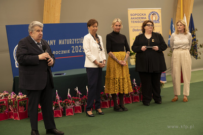 Sopot. Korty Tenisowe STK. Zakończenie roku maturzystów...