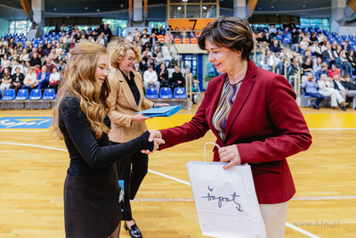 Sopot. Gala Stypendialna dla uczniów szkół podstawowych...